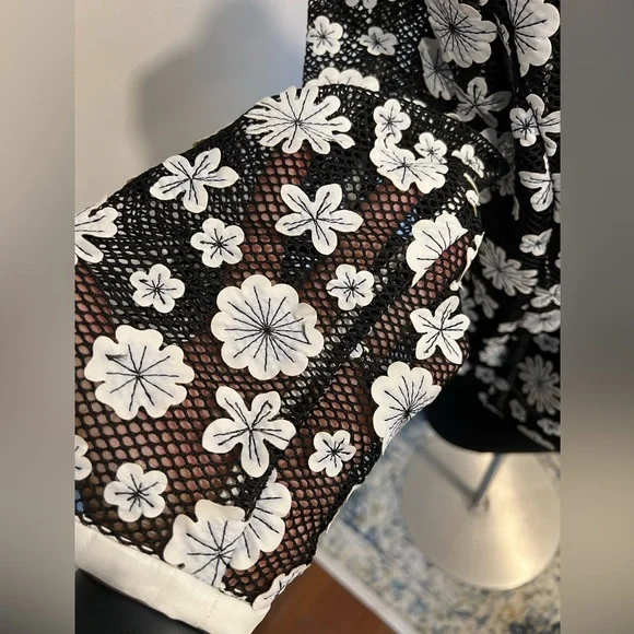 ZELDA Vintage Black/White Floral Faux Leather Cutout Mesh Jacket - Picture 4 of 11
